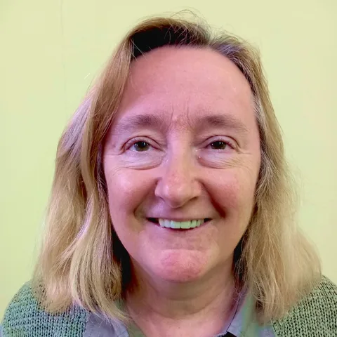 Mme Marianne Fleurus
